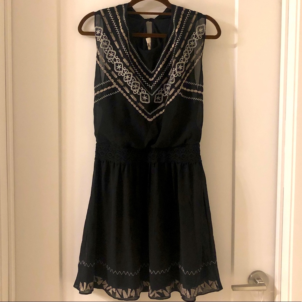 NEW Sleeveless mini dress